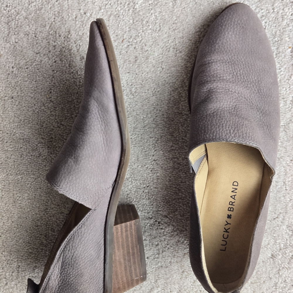 Lucky Brand Women's Gray Loafers Booties